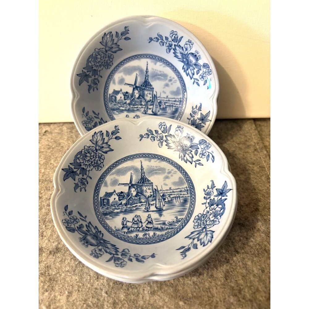 5 Vintage Johnson Brothers 5" Tulip Time Berry/Dessert Bowls  # 3025
